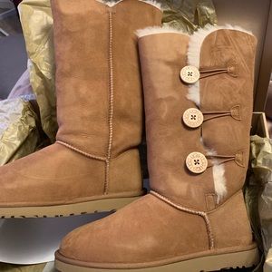 Brand new Bailey button triplet tall boots